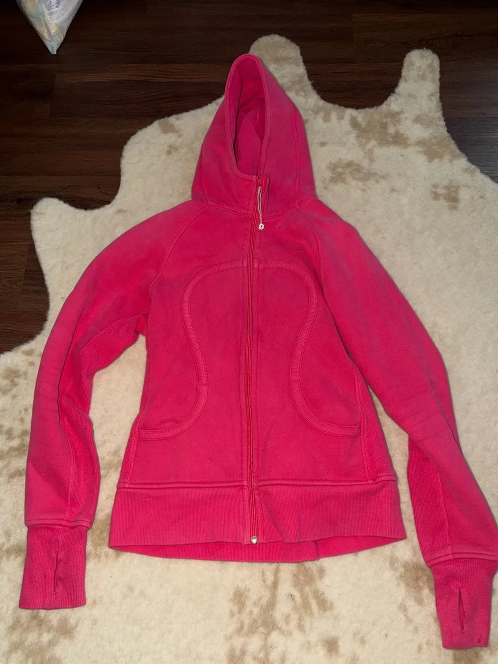 Rare Lululemon Scuba Hoodie Bon Bon logo $138 casual activewear workout zip fall